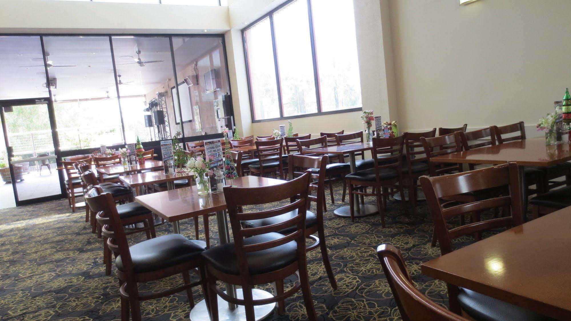 Amaroo Hotel Dubbo Exterior photo